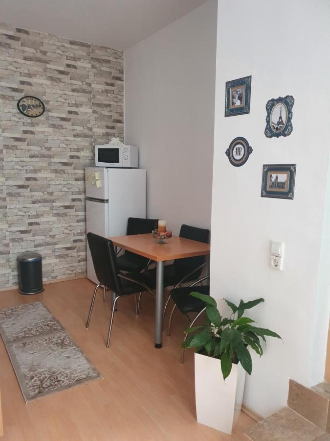 Sunset Apartament Appartement Braşov Buitenkant foto