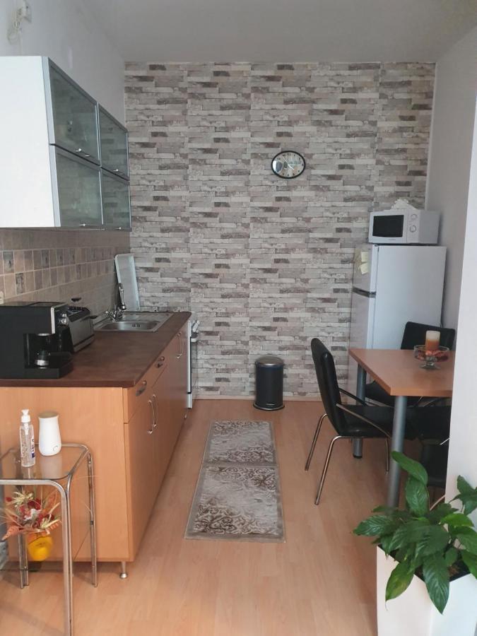 Sunset Apartament Appartement Braşov Buitenkant foto